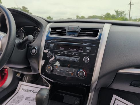 Used 2014 Nissan Altima 2.5 S image 22