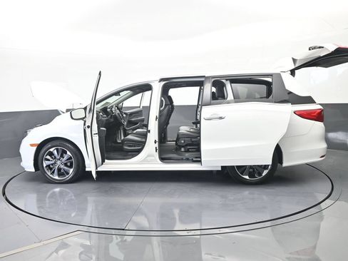 Used 2022 Honda Odyssey Elite image 77