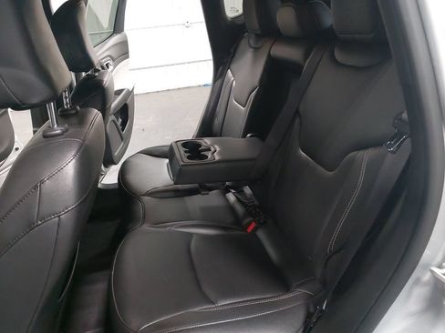Used 2025 Jeep Compass Limited AWD/4WD image 13