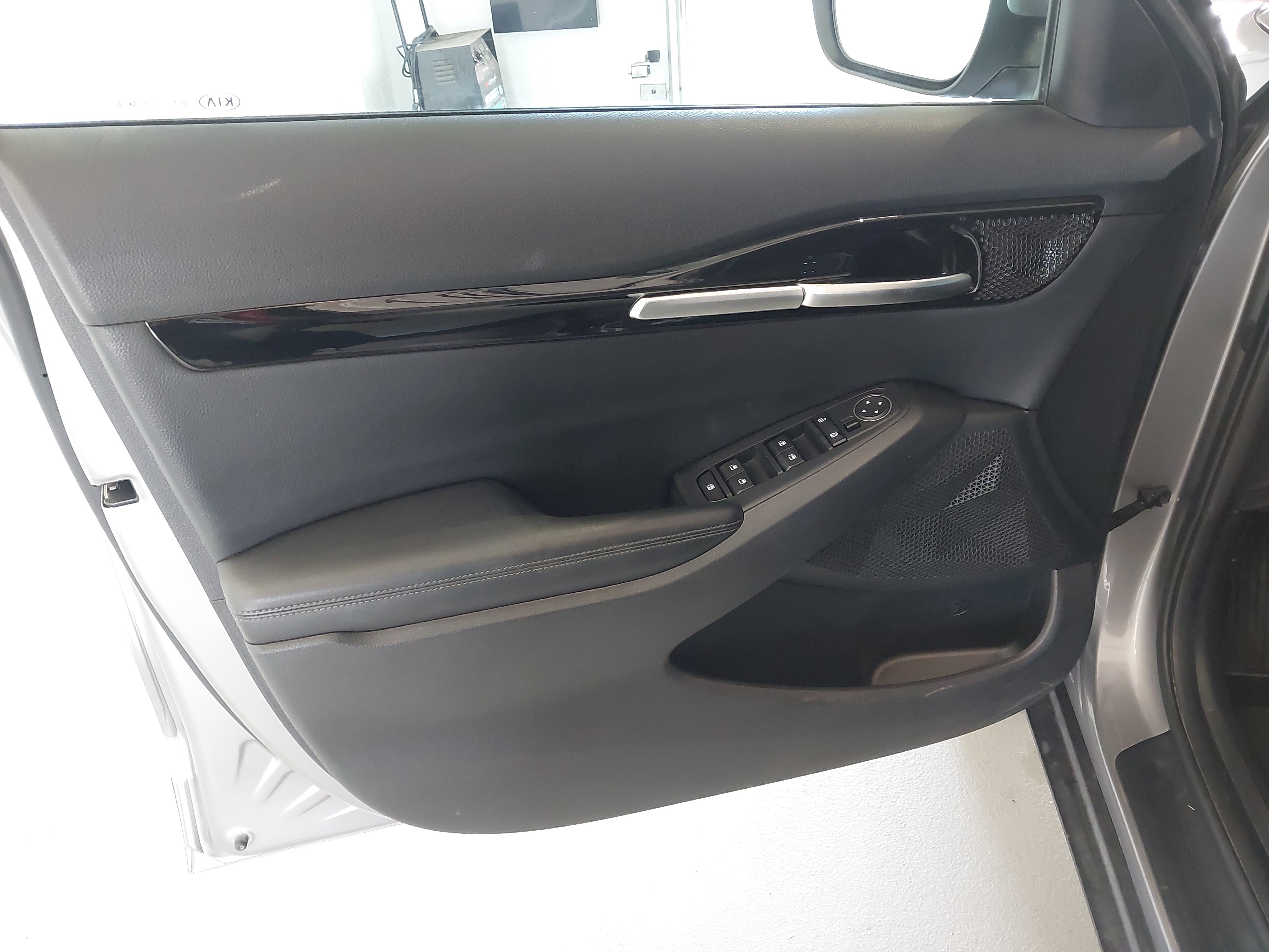 Used 2021 Kia Seltos EX AWD/4WD image 25