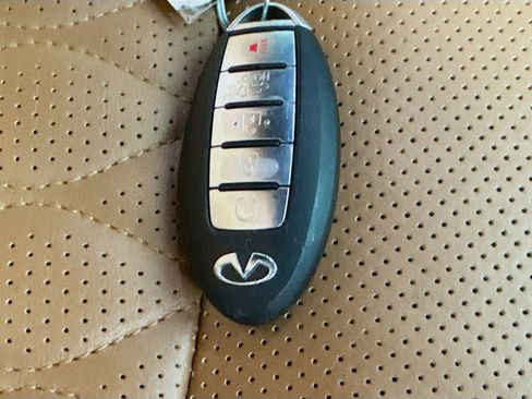 Used 2024 INFINITI QX80 Sensory AWD/4WD image 40