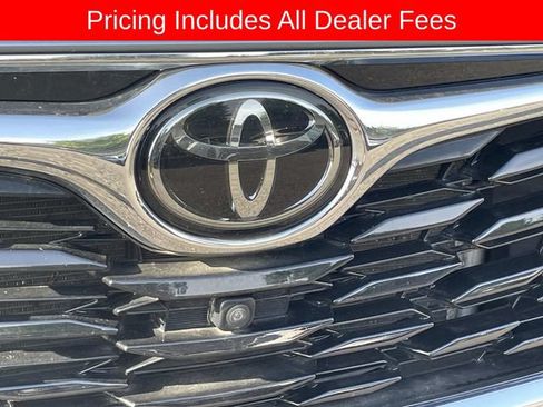 Used 2022 Toyota Highlander Platinum AWD/4WD image 13