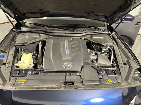 Used 2024 MAZDA CX-90 Plug-In Hybrid w/ Preferred AWD/4WD image 12