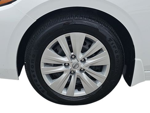 Used 2025 Nissan Sentra S FWD image 26