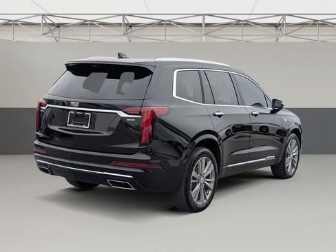 Used 2023 Cadillac XT6 Premium Luxury w/ Technology Package image 10
