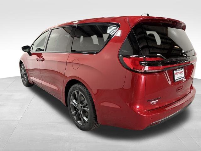 New 2026 Chrysler Pacifica Select FWD image 10
