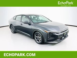 Used 2025 Kia K4 LXS video 1