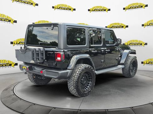 Used 2023 Jeep Wrangler Unlimited Sahara w/ Cold Weather Group AWD/4WD image 5