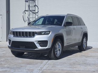 New 2026 Jeep Grand Cherokee Laredo X video 2