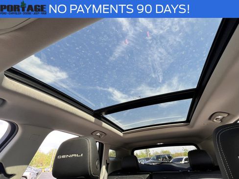 Used 2023 GMC Terrain Denali w/ LPO, Floor Liner Package AWD/4WD image 31