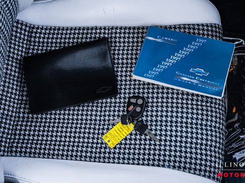 Used 1997 Chevrolet Camaro Z28 image 35