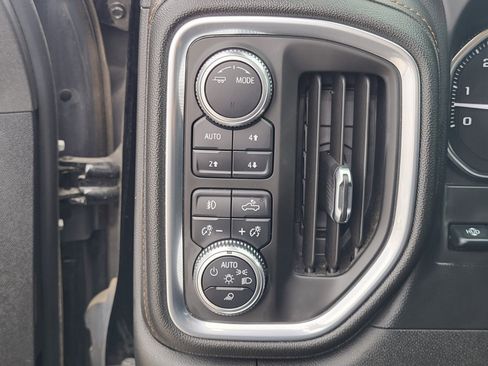 Used 2021 GMC Sierra 2500 AT4 w/ AT4 Premium Plus Package image 24