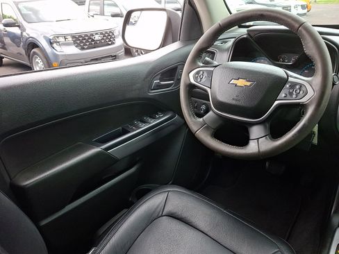 Used 2020 Chevrolet Colorado LT w/ LT Convenience Package AWD/4WD image 14