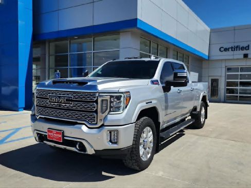 Used 2023 GMC Sierra 2500 Denali AWD/4WD image 1