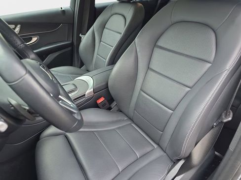 Used 2021 Mercedes-Benz GLC 300 4MATIC image 18