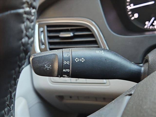 Used 2015 Hyundai Sonata Sport w/ Option Group 03 FWD image 25