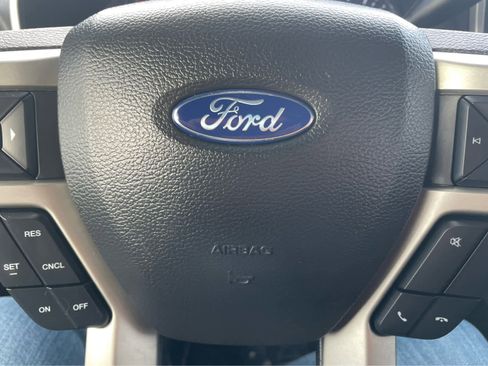 Used 2022 Ford F250 Lariat w/ Tremor Off-Road Package image 18