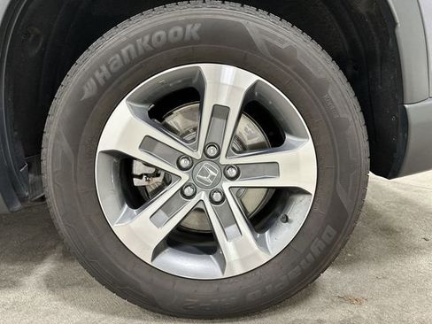 Used 2023 Honda Pilot EX-L image 14