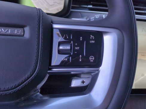 New 2026 Land Rover Range Rover SE image 15