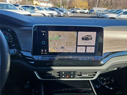 New 2026 Volkswagen Atlas SEL image 19