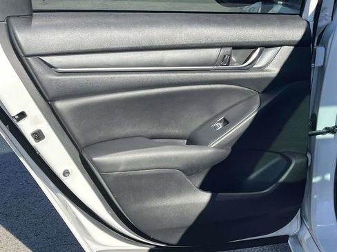Used 2020 Honda Accord Sport image 15