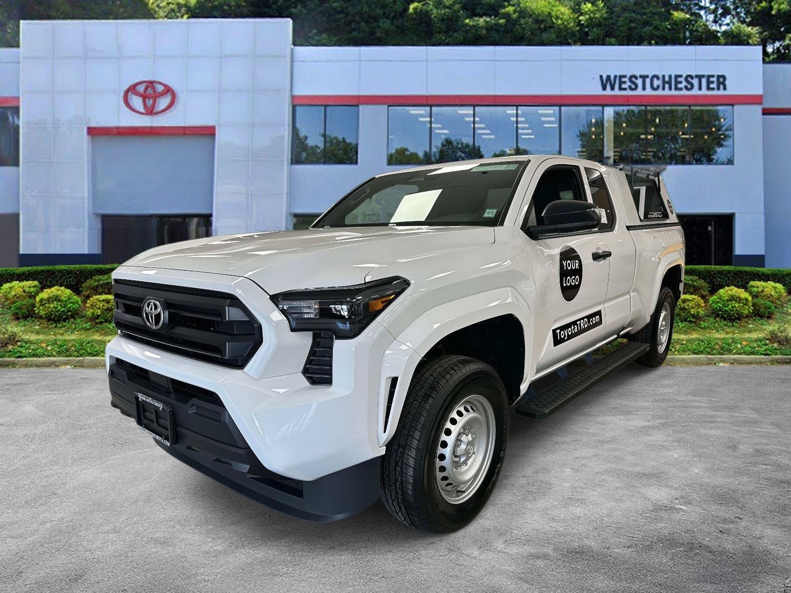 Used 2025 Toyota Tacoma SR AWD/4WD image 6