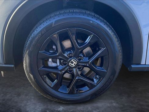 Used 2023 Honda HR-V Sport image 8