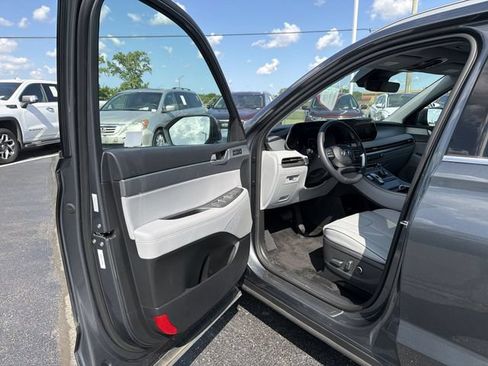 Used 2025 Hyundai Palisade SEL AWD/4WD image 18