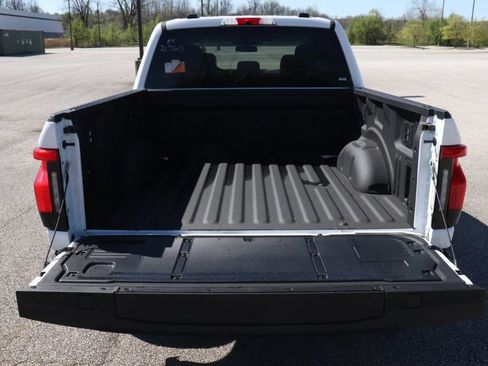 New 2025 Ford F150 Lightning Flash AWD/4WD image 29