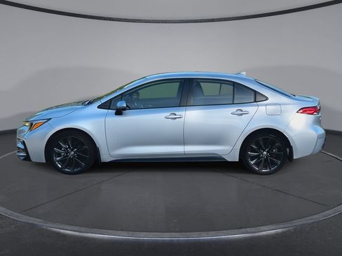 Used 2024 Toyota Corolla SE FWD image 5