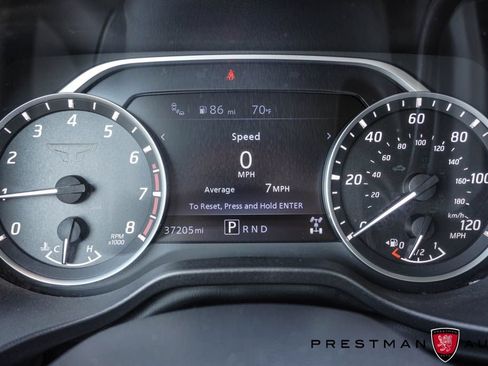 Used 2024 Nissan Titan SV w/ SV Convenience Package AWD/4WD image 30
