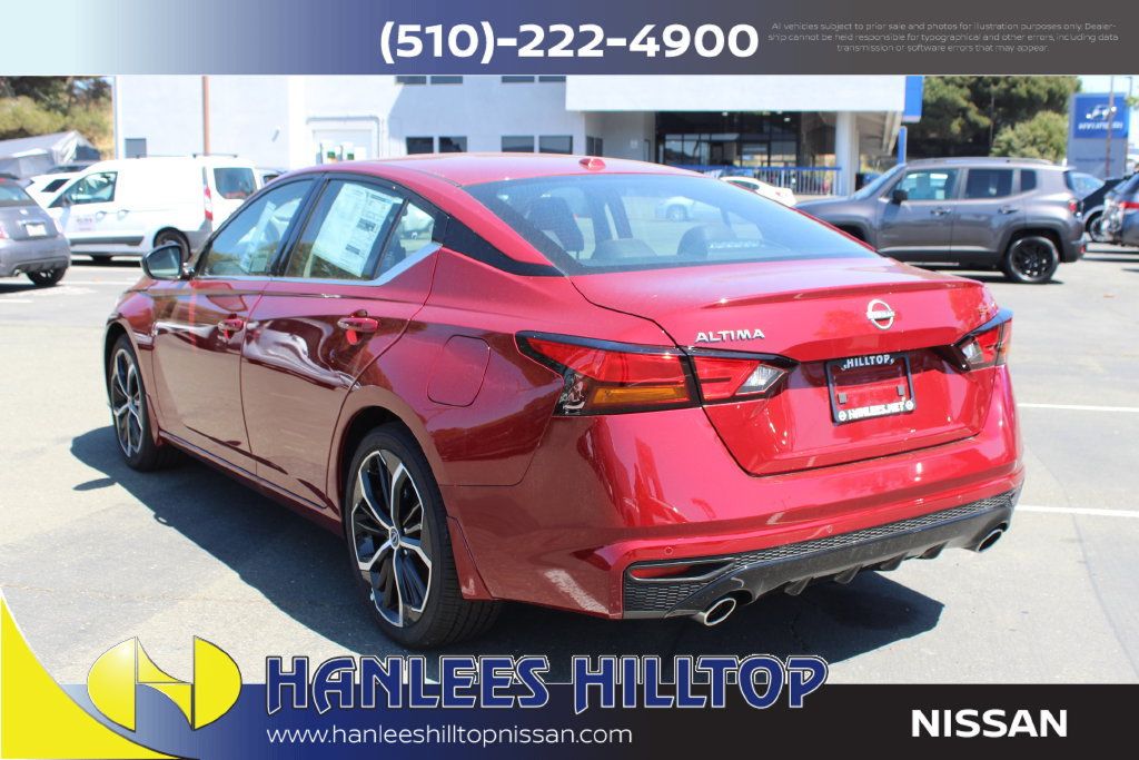 New 2025 Nissan Altima 2.5 SR w/ SR Premium Package FWD image 9