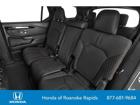 New 2026 Honda Pilot Sport image 8