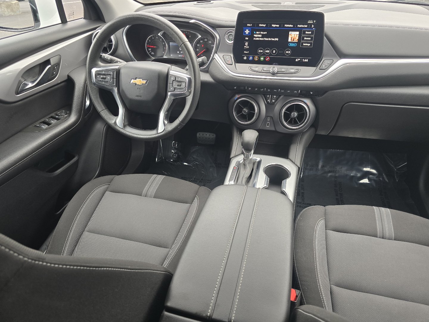 Used 2025 Chevrolet Blazer LT FWD image 28