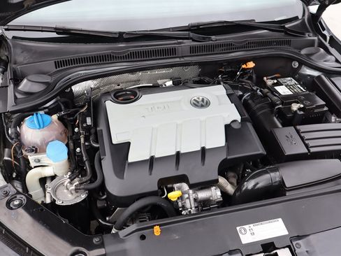 Used 2013 Volkswagen Jetta TDI FWD image 36