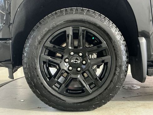 Used 2024 Chevrolet Silverado 1500 High Country w/ Midnight Edition image 13