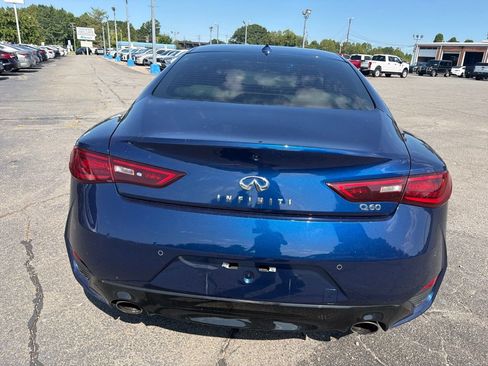 Used 2019 INFINITI Q60 3.0t Luxe w/ Essential Package RWD image 10