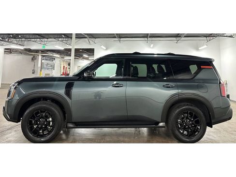 Used 2026 Nissan Armada PRO-4X AWD/4WD image 8