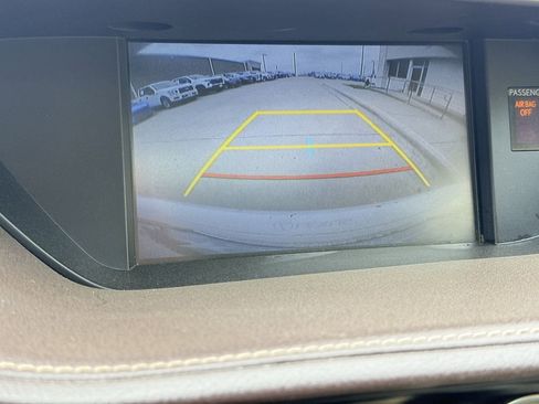 Used 2016 Lexus ES 350 w/ Luxury Package w/Wood Trim FWD image 19