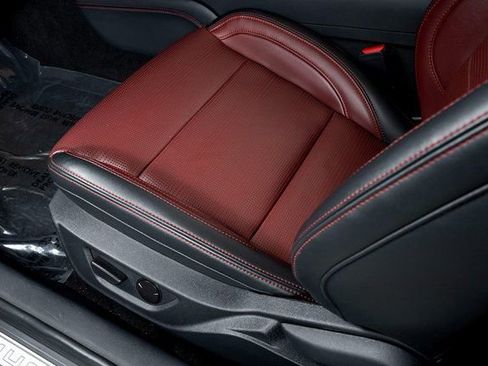 Used 2024 Ford Mustang GT Premium image 20