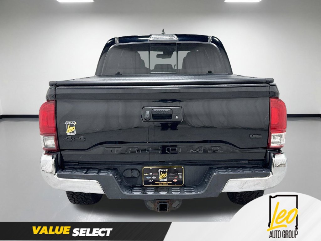 Used 2019 Toyota Tacoma SR5 AWD/4WD image 8
