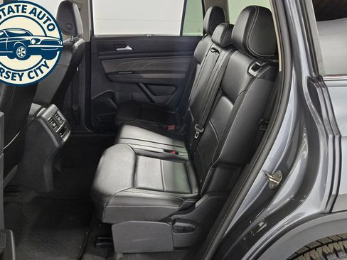 Used 2023 Volkswagen Atlas SE AWD/4WD image 24