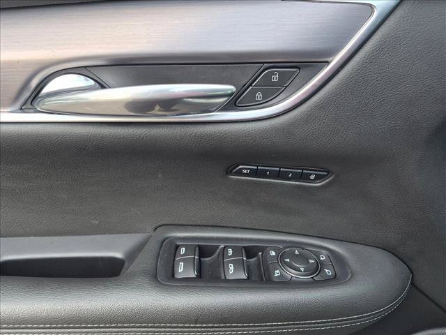 Used 2024 Cadillac XT6 Luxury FWD image 11