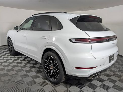New 2026 Porsche Cayenne image 3
