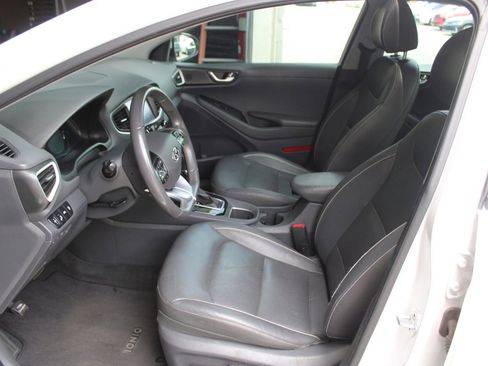 Used 2017 Hyundai Ioniq Limited w/ Ultimate Package 03 FWD image 9