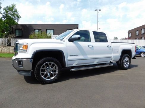Used 2014 GMC Sierra 1500 SLT w/ SLT Crew Cab Value Package AWD/4WD image 4