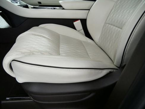 Certified 2023 Lincoln Aviator Black Label w/ Dynamic Handling Package AWD/4WD image 16