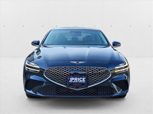 Used 2025 Genesis G70 2.5T image 2