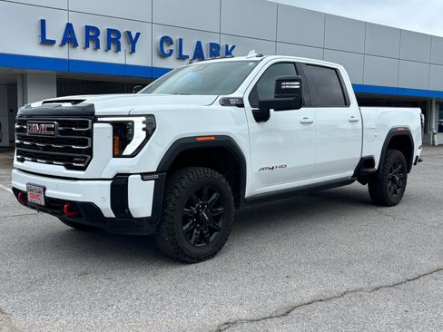Certified 2025 GMC Sierra 2500 AT4 w/ AT4 Premium Plus Package AWD/4WD image 1