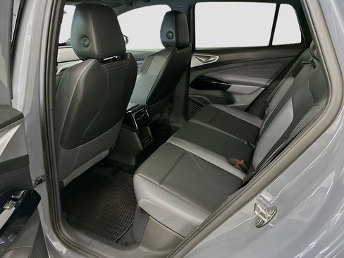 Used 2023 Volkswagen ID.4 Pro S AWD/4WD image 30